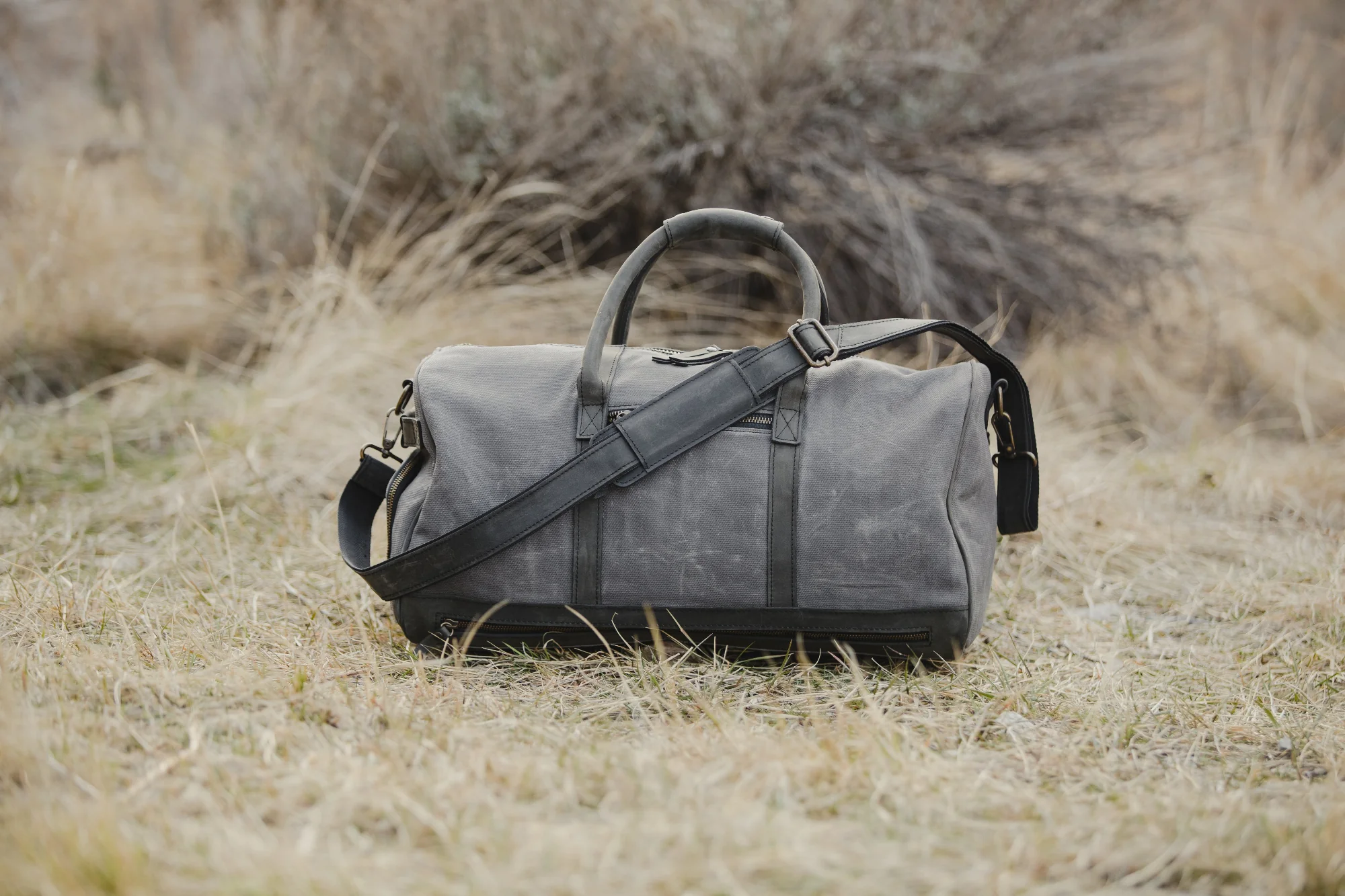 45L Canvas Weekender - Image 5