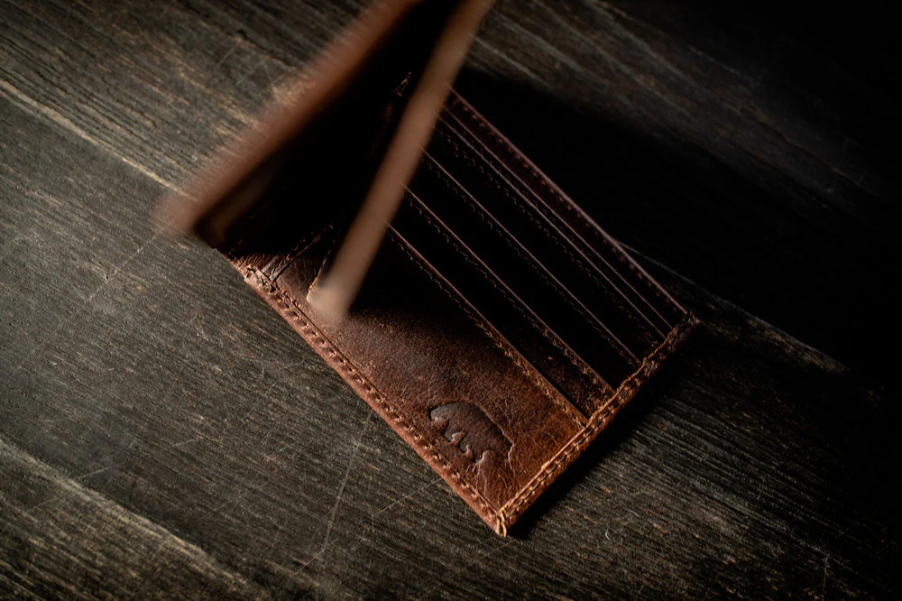 Bifold Leather Wallet - Image 9