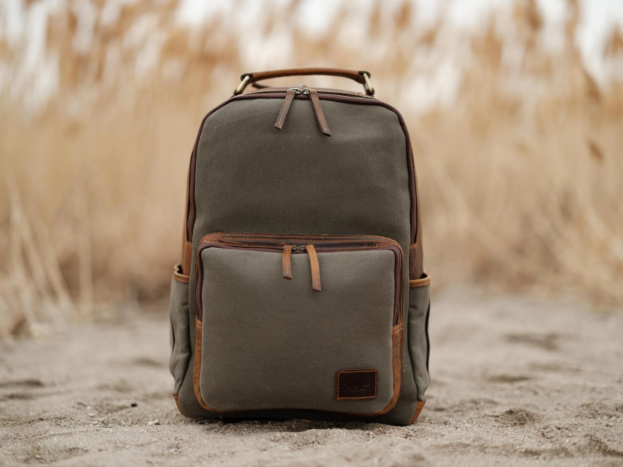 25L Traveler Canvas Backpack - Image 5