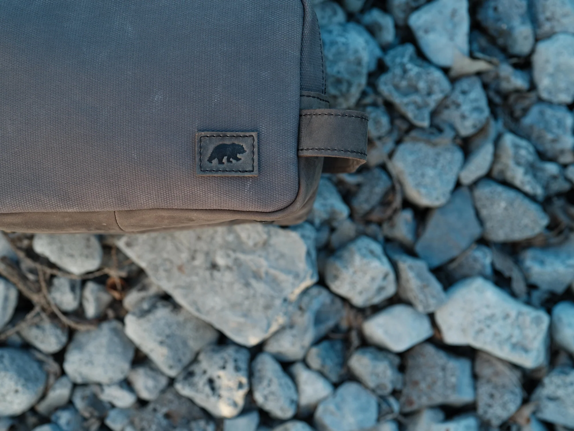 Canvas Weekender Dopp Bag - Image 5