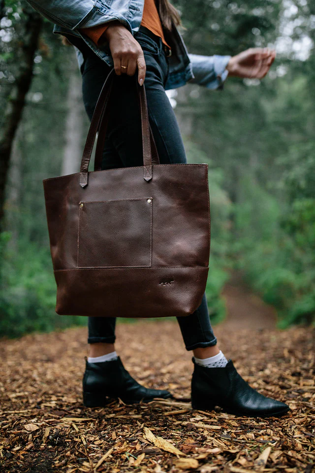 Juneau Leather Tote w/ Pocket - Image 8