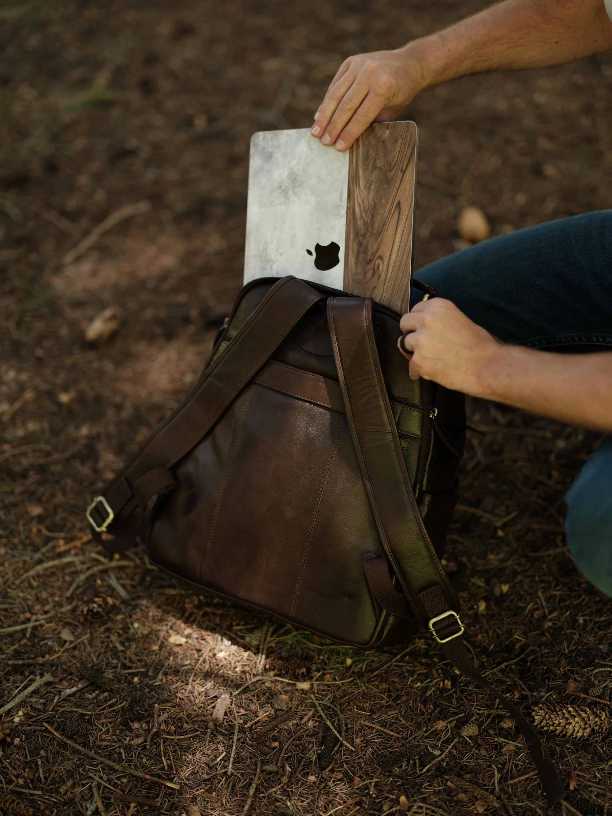 Katmai Leather Backpack - Image 10