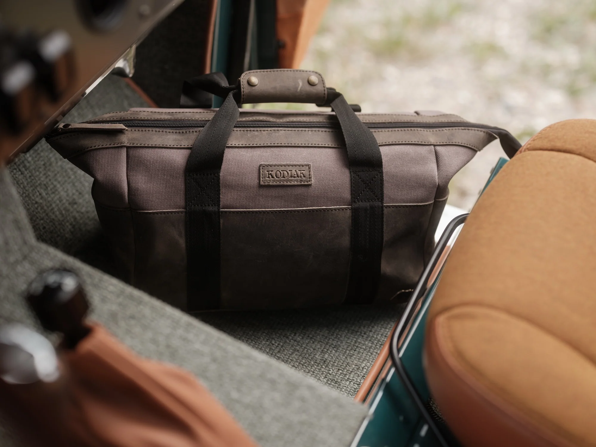 Leather Utility Tool Bag - Image 17